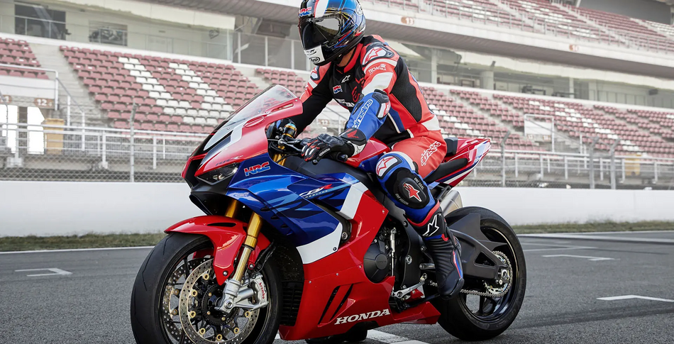 main_webp_comprar-cbr-1000rr-r-fireblade-sp-30th-anniversary-edition-2024_cb0d8adbad-1.png-1.png